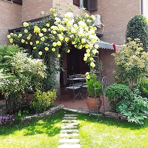 La Rosa Gialla Bed & Breakfast